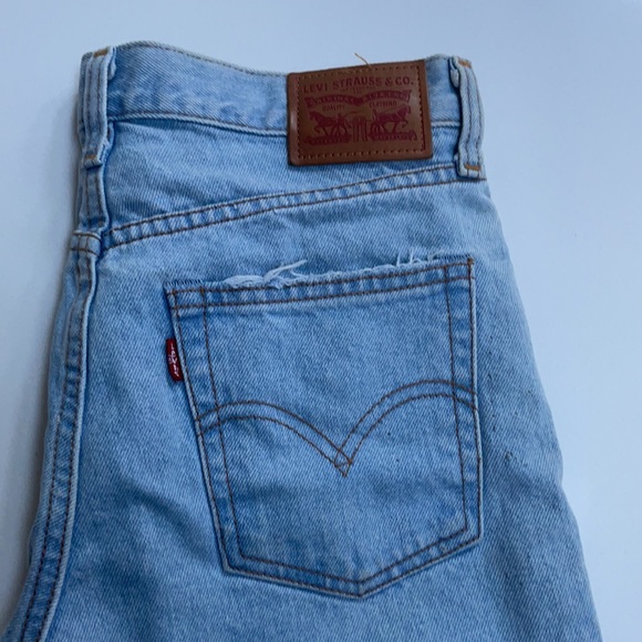 Levi’s High Waisted Wedgie Straight - Picture 3 of 3